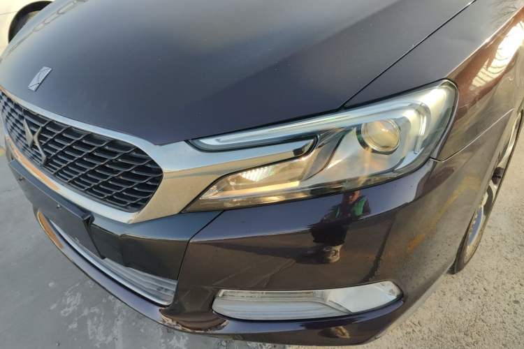 Used DS 5LS 2014 1.6T Luxury Edition THP160
