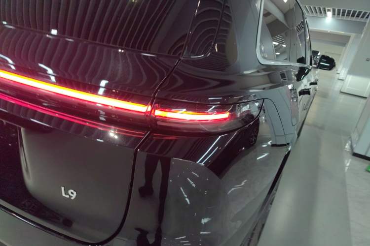 Used Li Auto L9 2022 Max model Right Rear Taillight