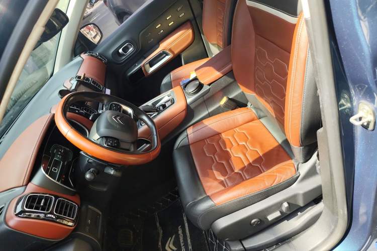 Used Citroen C5 AIRCROSS 2017 380THP Luxury Model Left Front Seat