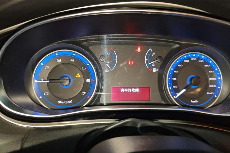 Used Fiat Viaggio 2015 1.4T Manual Enjoyment Edition Instrument Cluster
