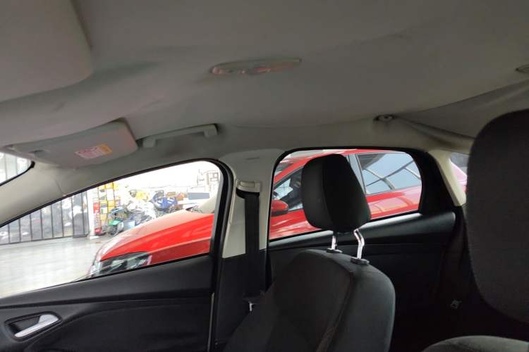 Used Ford Focus 2017 Hatchback 1.6L Automatic Comfort Plus SmartDrive Edition
