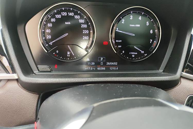 Used BMW X1 2020 sDrive20Li Fashion Model Odometer Close Up