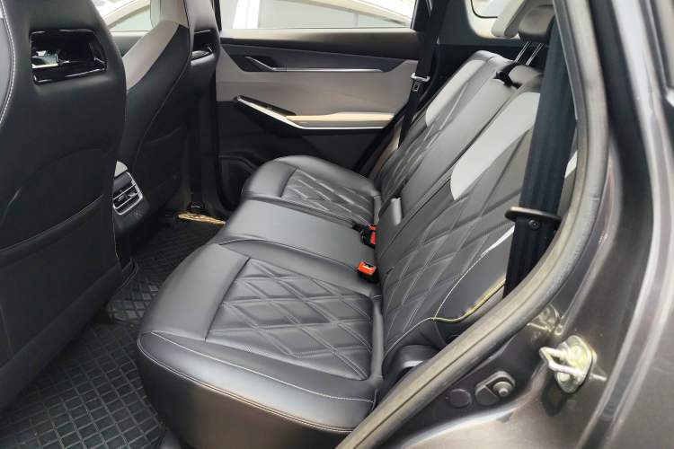 Used CHANGAN CS75 PLUS 2023 3rd Generation 1.5T Automatic Pilot Model Left Rear Seat