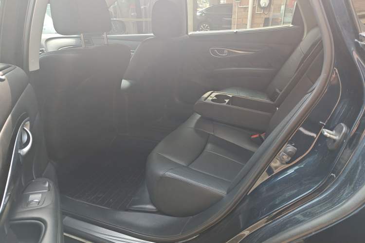 Used Infiniti Q70 2015 Q70L 2.5L Elite Edition Left Rear Seat