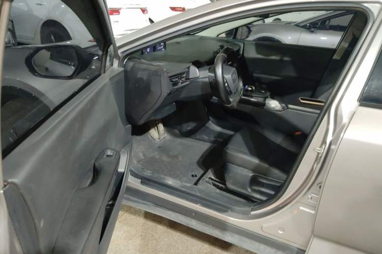 Used Toyota bZ3 2024 517 km Elite PRO Driver Seat