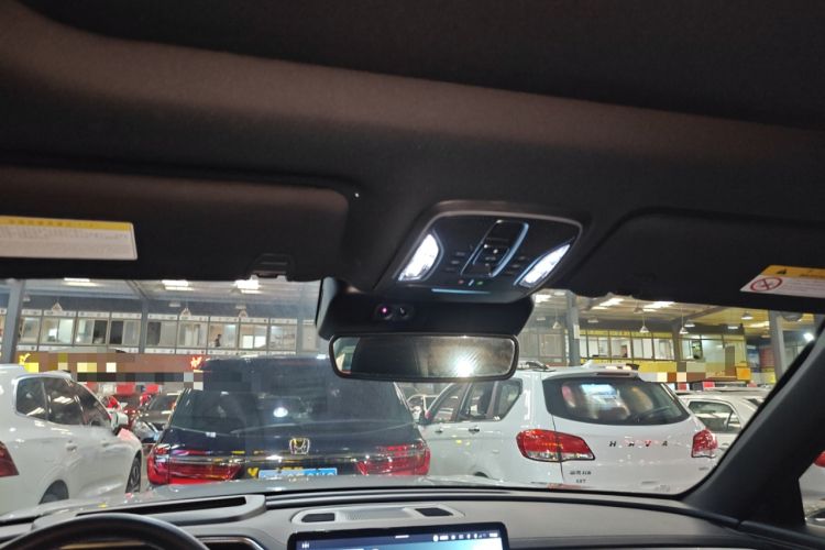 Used GAC Trumpchi GS8 2022 Flagship Series 2.0 TGDI Four-Wheel Drive Luxury Smart Connectivity Version (6 Seats) Headliner