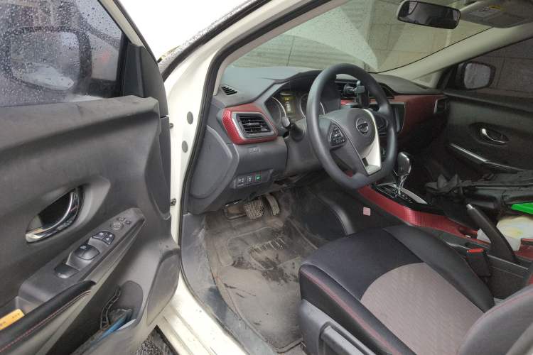 Used Nissan Lannia 2020 1.6L CVT Smart Connect Smart Cool Edition Driver Seat