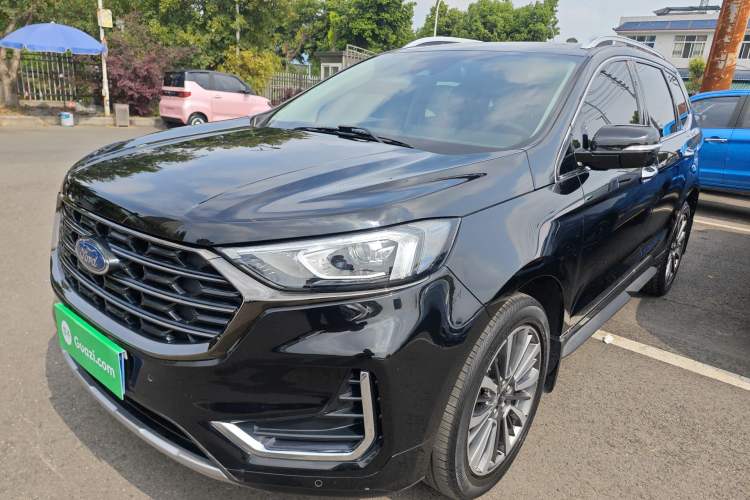 Used Ford Edge 2021 PLUS EcoBoost 245 Two-Wheel-Drive Titanium 7-Seater