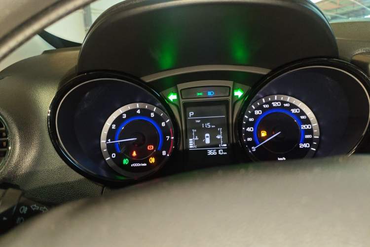 Used CHANGAN CS15 2016 1.5L Automatic Fashion Edition
