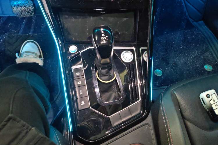 Used Volkswagen Tayron 2020 280TSI Two-Wheel Drive Luxury Connect Edition
