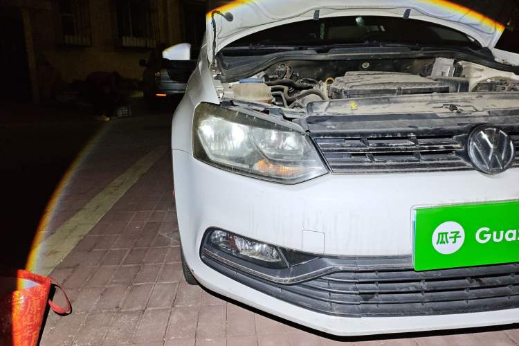 Used Volkswagen Polo 2016 1.6L Automatic Comfort Model
