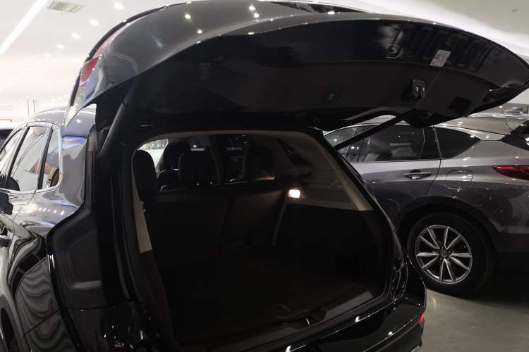 Used Lincoln MKC 2019 2.0T Two-Wheel Drive Zunya Version China VI Standard
