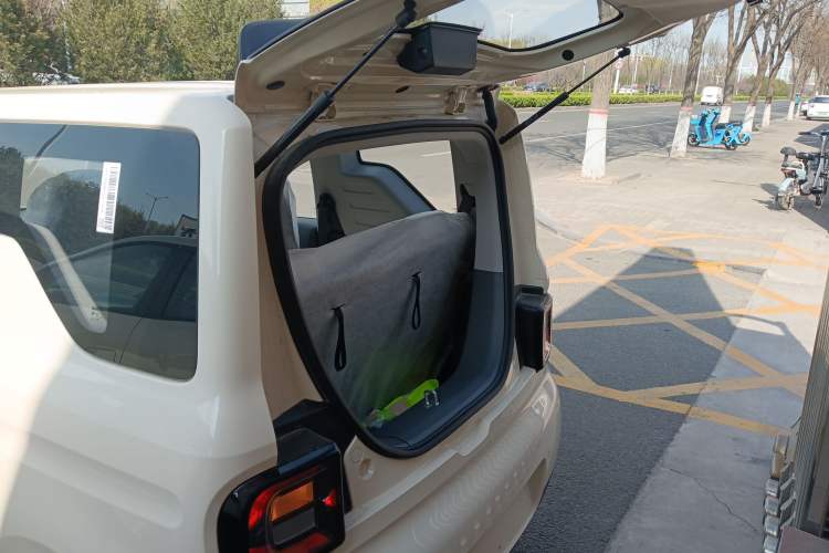 Used Geely Galaxy Panda 2025 210 km – Yuanqi Bear