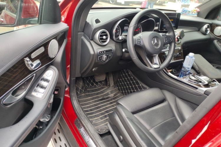 Used Mercedes-Benz GLC 2016 GLC 260 4MATIC Luxury Model