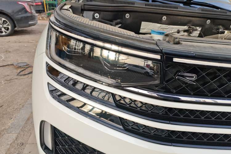 Used Volkswagen Tavendor 2023 380TSI Four-Wheel Drive R-Line Cruise Edition