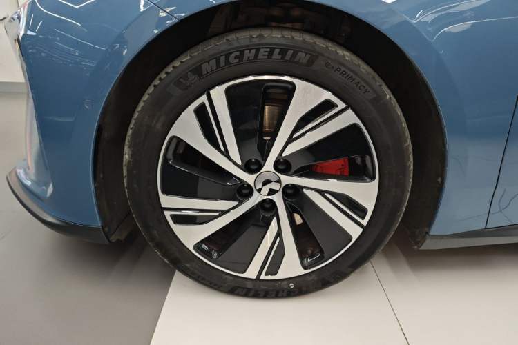 Used Nio ET5 2022 75 kWh Exterior 4