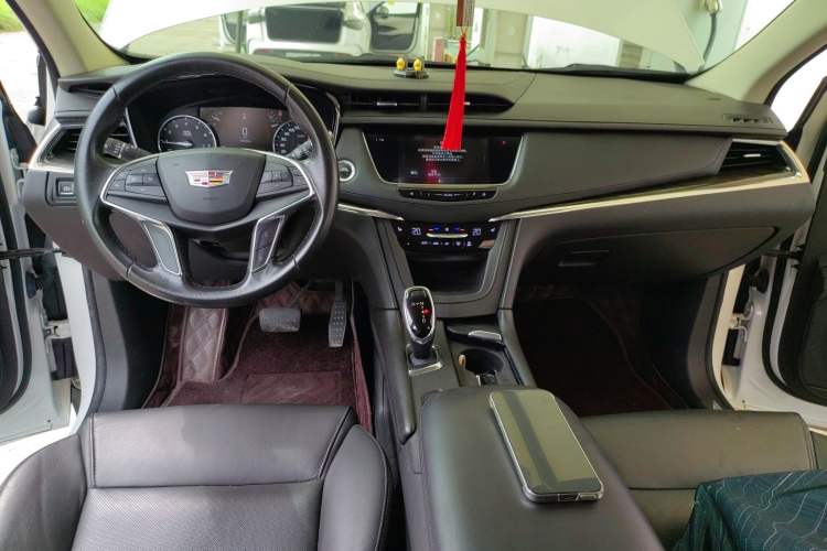 Used Cadillac XT5 2018 25T Luxury Model