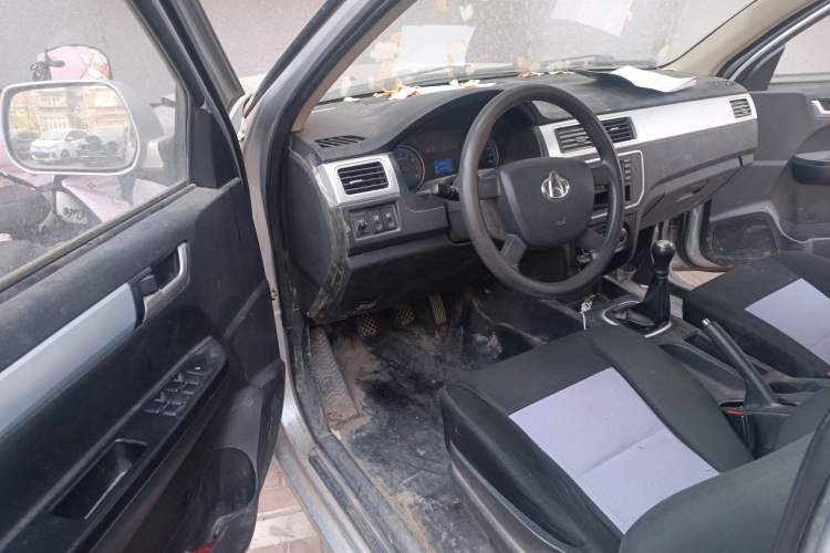 Used CHANGAN KAICHENG Shenqi F30 2019 1.5L Comfort Edition China VI Dual-Cab Long Wheelbase DAM15KL Driver Seat