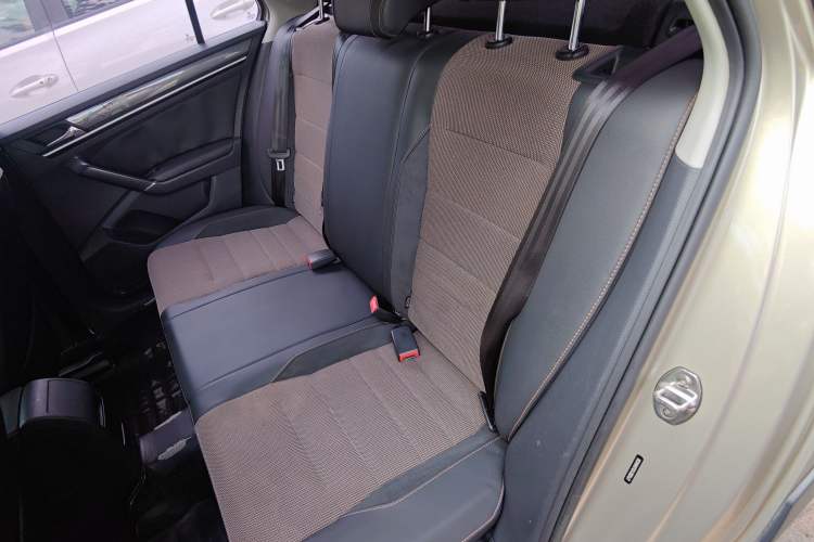 Used Volkswagen C-TREK 2018 1.5L Automatic Comfort Model