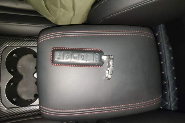 Used Wey VV5 2017 2.0T Flagship Edition
