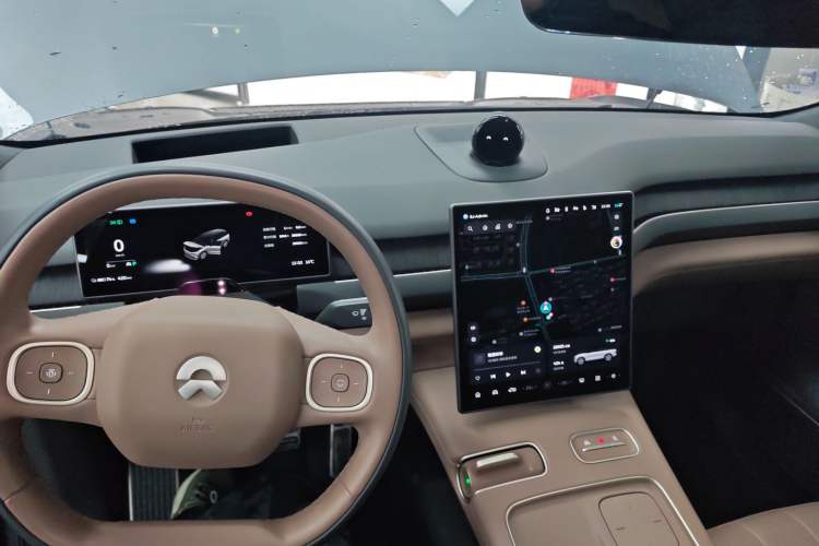 Used Nio ES8 2024 100kWh Signature Edition
