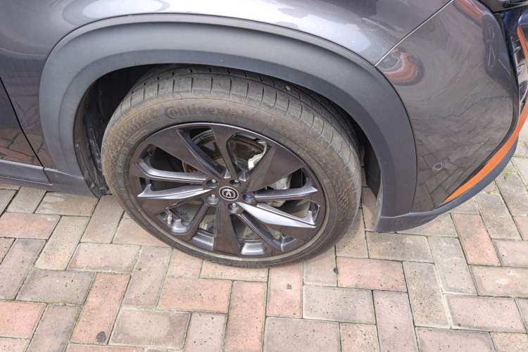 Used CHANGAN UNI-T 2020 1.5T Flagship Version Right Front Wheel Hub