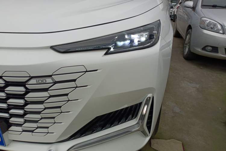 Used CHANGAN UNI-K 2021 2.0T All-Wheel Drive Prestige Version
