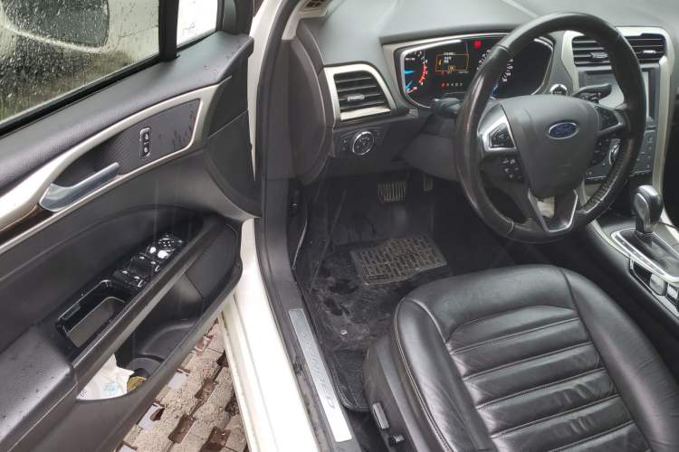 Used Ford Mondeo 2013 2.0L GTDi 200 Fashion Edition
