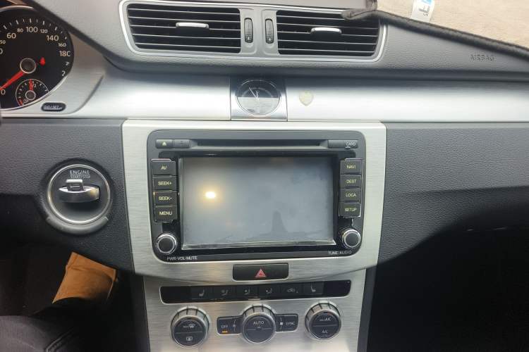 Used Volkswagen FAW-Volkswagen CC 2013 1.8TSI Prestige Model
