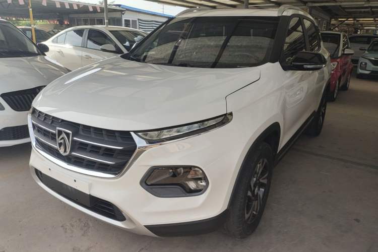 Used Baojun 510 2017 1.5L Manual Luxury Model Guazi used car, China used car export, Used car for sale, Used cars, Cheapest cars for sale