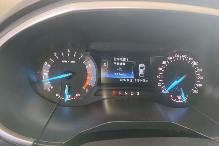 Used Ford Edge 2018 EcoBoost 245 Two-Wheel-Drive Platinum Edition 7-Seater China V Emission Standard