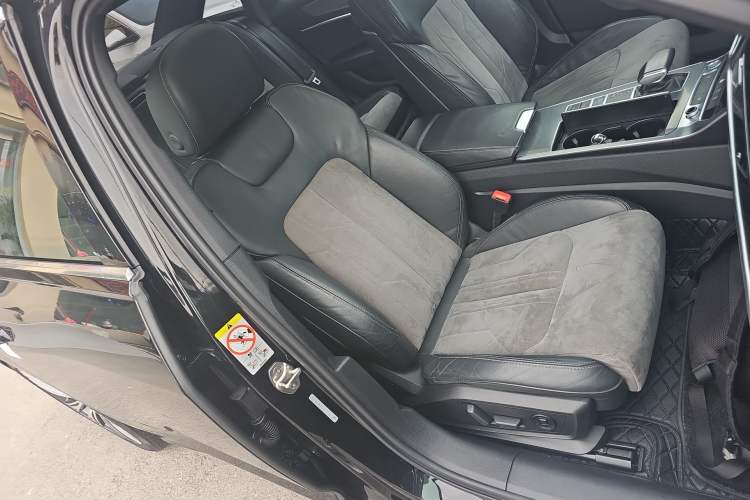 Used Audi A6L 2020 40 TFSI Luxury Dynamic Edition
