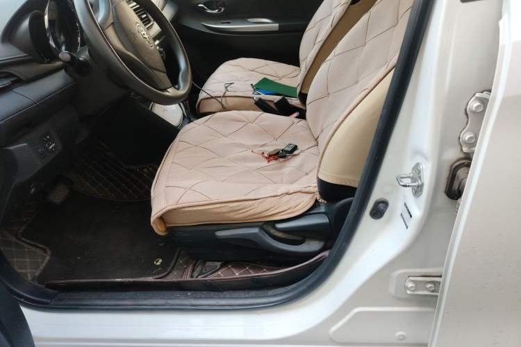 Used Toyota YARiS L Zhi Xuan 2014 1.3E Automatic Charm Edition Left Front Seat