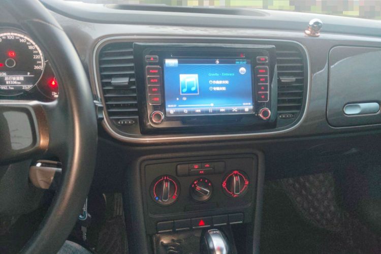 Used Volkswagen Beetle 2014 1.2TSI Fashion Edition Audio And AC Panel