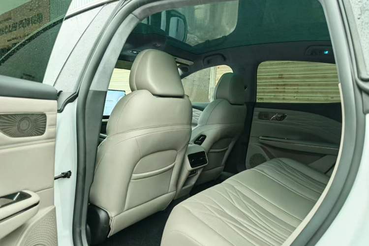 Used Geely Galaxy 8 2025 130km EM-i Flagship Edition
