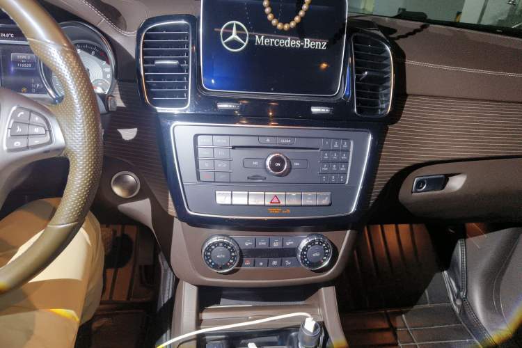 Used Mercedes-Benz GLE 2018 GLE 400 4MATIC Exclusive Edition