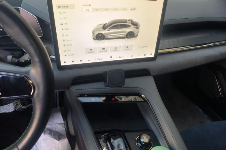 Used Zeekr 001 2023 WE Edition 100 kWh
