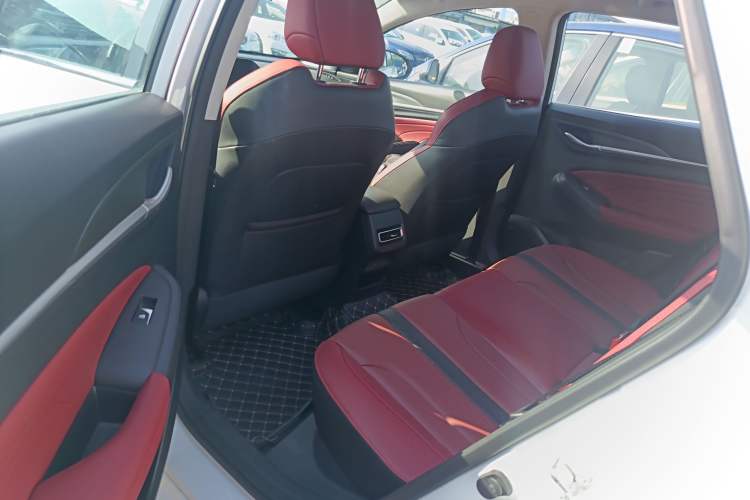 Used CHANGAN Eado 2021 PLUS Blue Whale NE 1.4T GDI DCT Flagship Model
