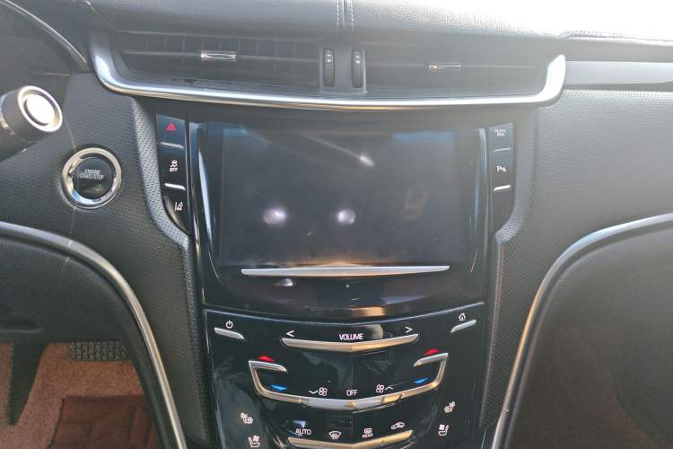 Used Cadillac XTS 2014 28T Luxury Model
