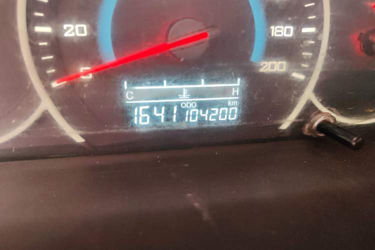 Used Wuling Rongguang V 2016 1.5L Standard Version Odometer Close Up