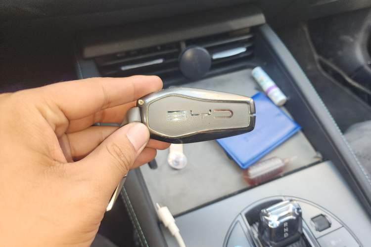 Used BYD Seal 06 New Energy 2024 DM-i 120KM Luxury Model Vehicle Key