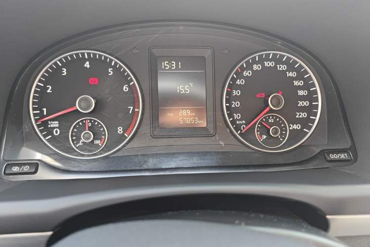 Used Volkswagen Touran 2015 1.4T Manual Fashion Edition 5-Seater