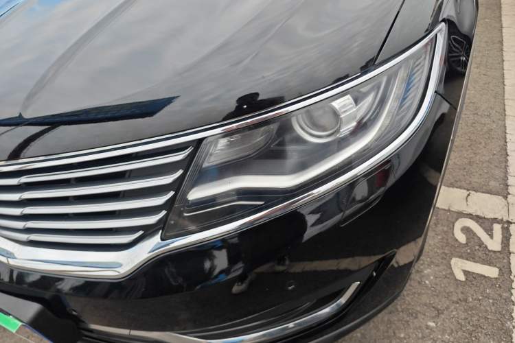 Used Lincoln MKX 2015 2.0T Two-Wheel Drive Deluxe Edition