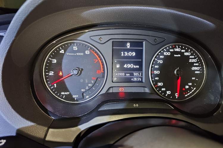 Used Audi A3 2018 30th Anniversary Edition Limousine 35 TFSI Fashion Model Odometer Close Up