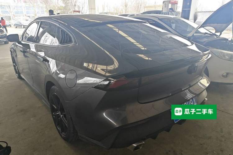 Used CHANGAN UNI-V 2022 1.5T Prestige Version
