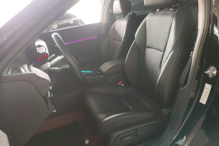 Used Honda Inspire 2023 260TURBO Deluxe Edition Left Front Seat