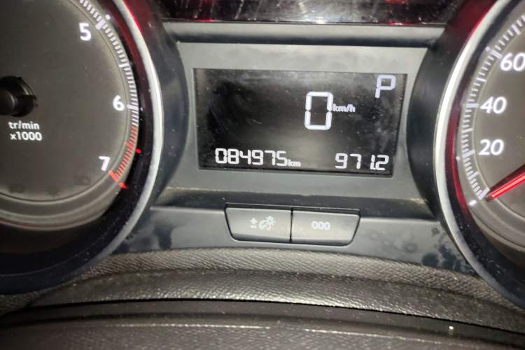 Used Peugeot 408 2018 Revised 350THP Automatic Luxury Edition Odometer Close Up