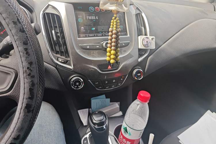 Used Chevrolet Cruze 2017 1.5L Automatic Pioneer Sunroof Edition Audio And AC Panel