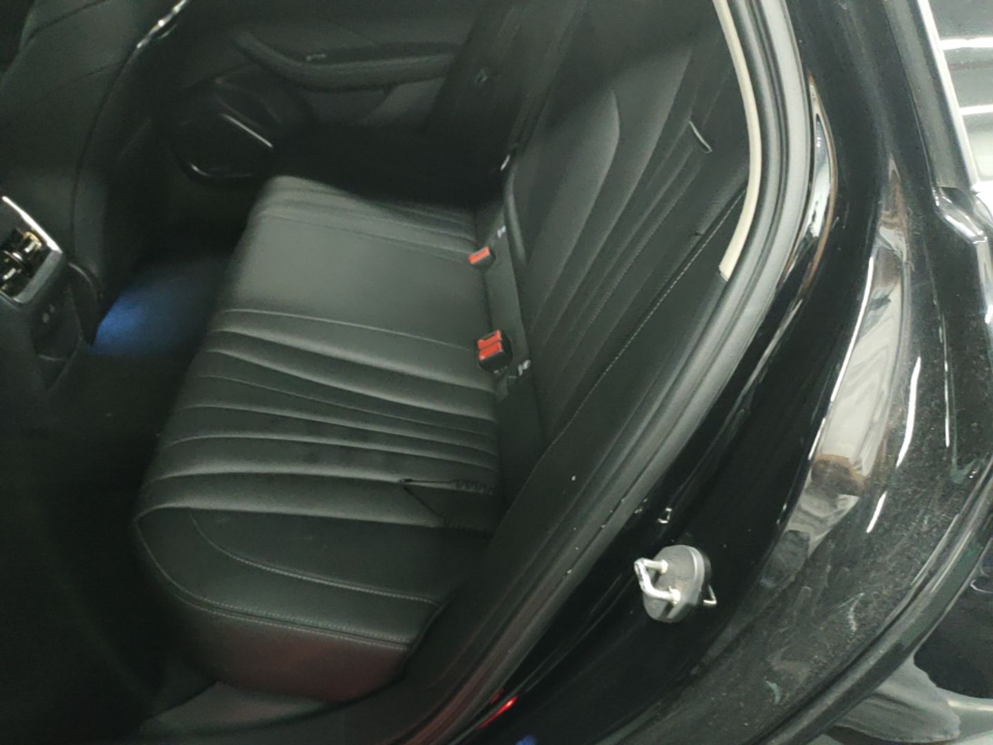 Hongqi H5 2024 1.5T DCT Smart Connect Flagship Edition - Chinese Trim Yun — снимка 20