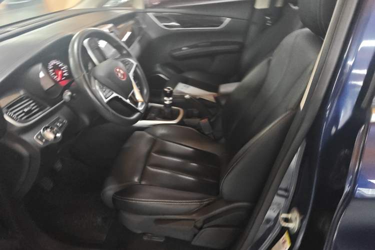 Used BYD Song MAX 2017 1.5T Manual Smart Connect Luxury 7-Seater Left Front Seat